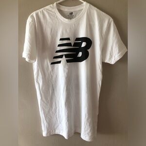 New balance run club T shirt new no tags